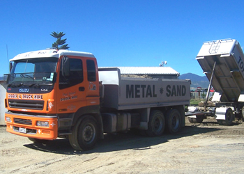 Paul Ireland Digger Hire 