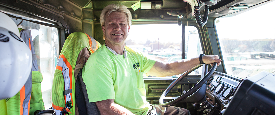 Redmond Heavy Hauling